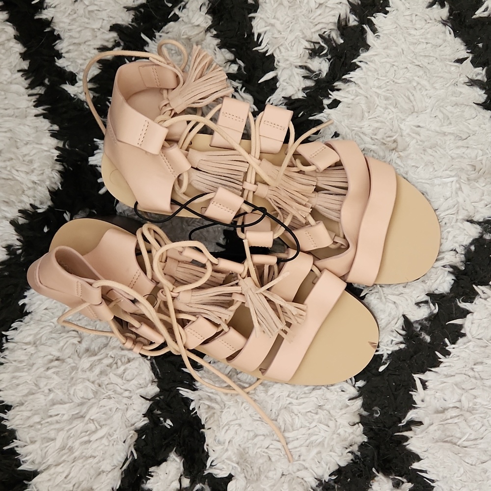 Nwot forever 21 sandals